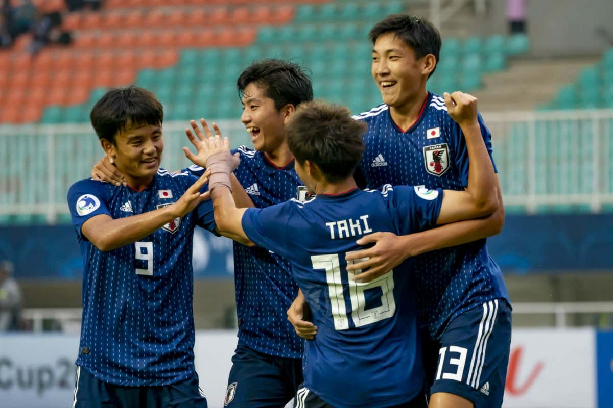 U 19日本代表 筑波大df角田涼太朗が負傷離脱 磐田mf伊藤洋輝ら3選手を追加招集へ Goal Com U 19日本代表 筑波大df角田涼太朗が負傷離脱 磐田mf伊藤洋輝ら3選手を追加招集へ Goal Com