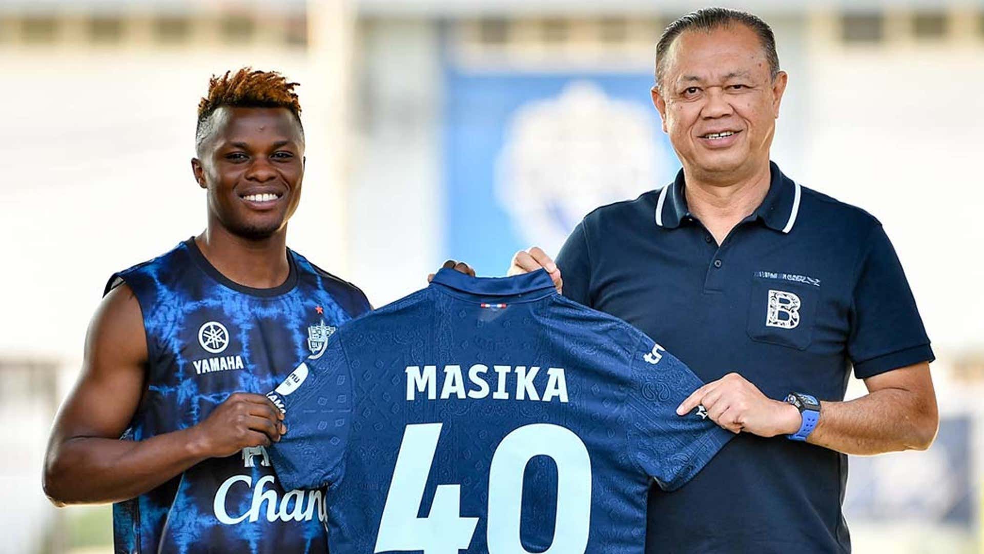 Ayub Timbe signs for Buriram United.