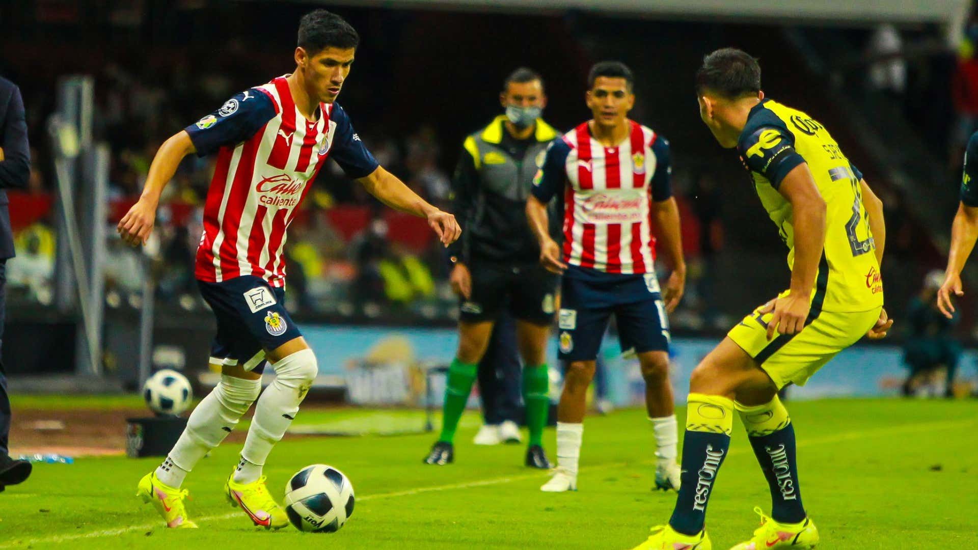 Uriel Antuna Chivas vs América Apertura 2021