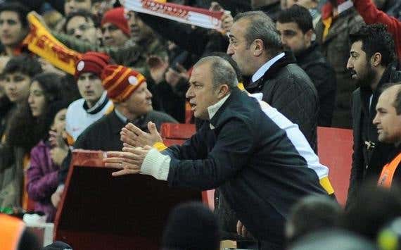 STSL: Galatasaray coach Fatih Terim is sent to the stands by the referee against Orduspor match