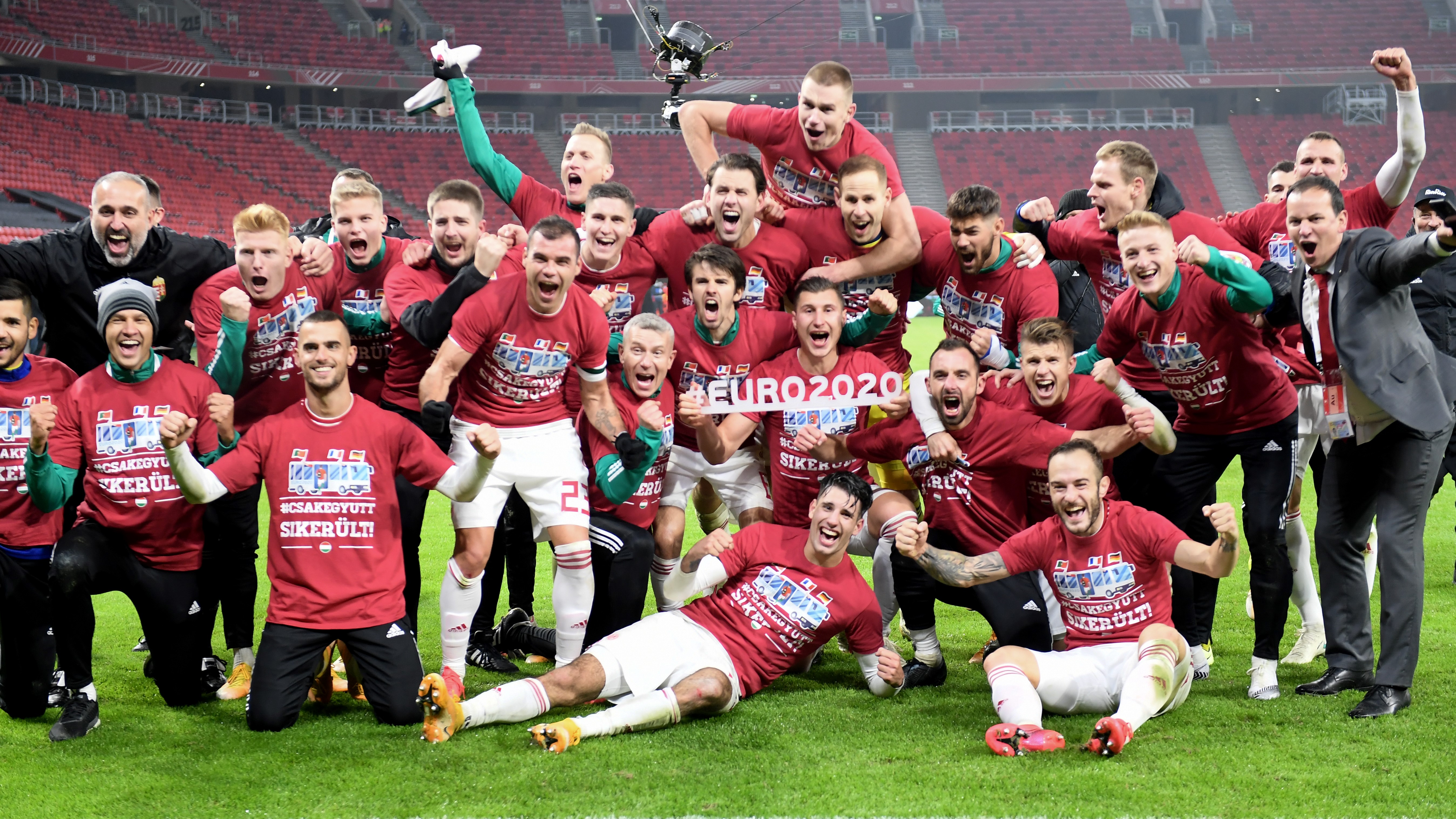 ハンガリーがアイスランドに劇的逆転勝利でeuro本大会へ 北マケドニアが初出場 Goal Com ハンガリーがアイスランドに劇的逆転勝利でeuro本大会へ 北マケドニアが初出場 Goal Com