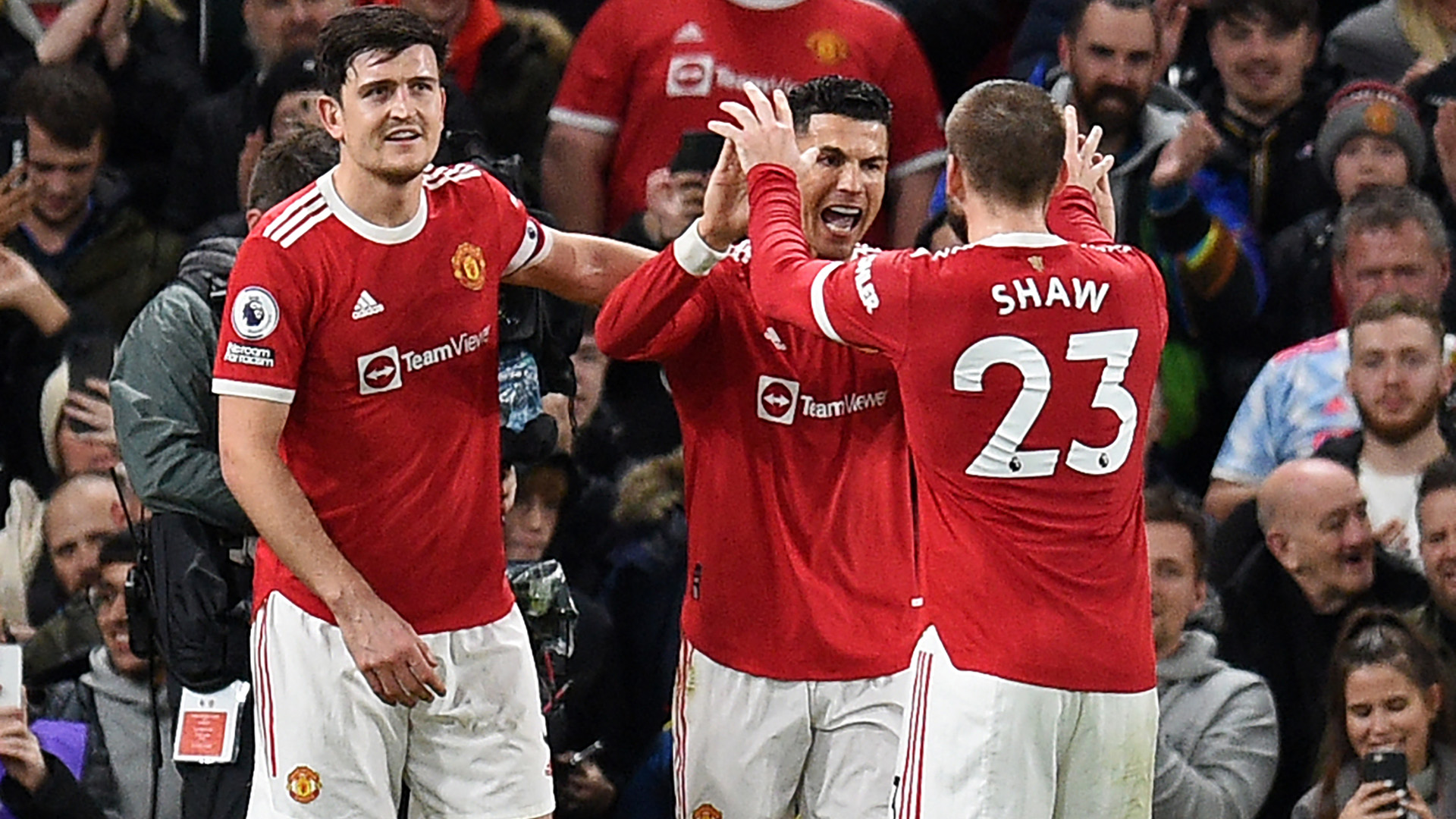 C ロナウドが1g1a マンチェスター Uが21年ラストゲームを勝利で締めくくる Goal Com C ロナウドが1g1a マンチェスター Uが21年ラストゲームを勝利で締めくくる Goal Com