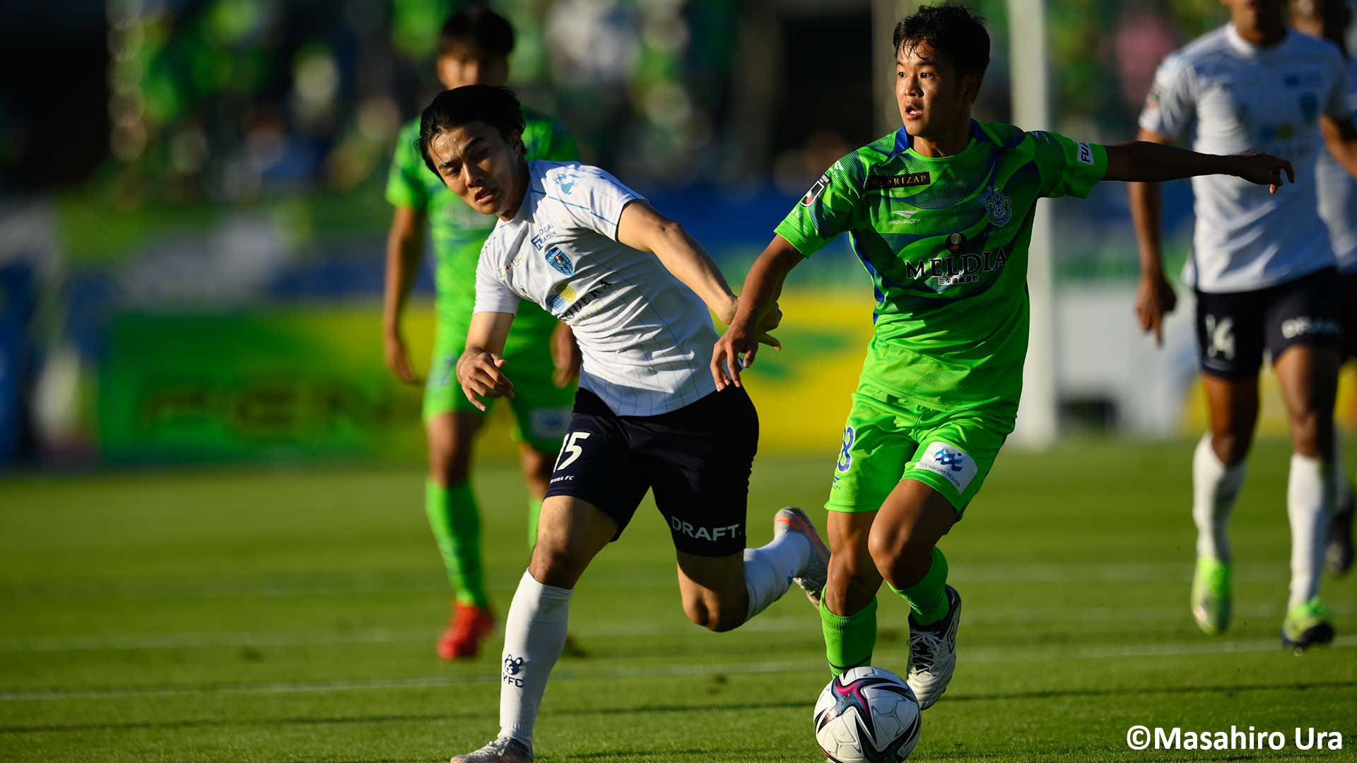 湘南ベルマーレが降格圏脱出 横浜fcは最下位と残留争い直接対決で明暗 Jリーグ Goal Com 湘南ベルマーレが降格圏脱出 横浜fcは最下位と残留争い直接対決で明暗 Jリーグ Goal Com