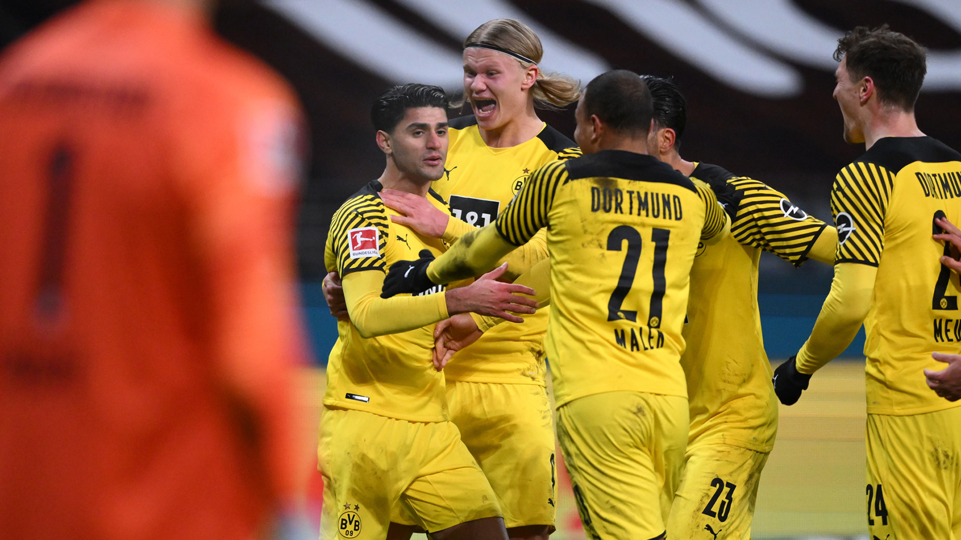 Borussia Dortmund Vs Freiburg Predictions Odds Betting Tips Goal Com