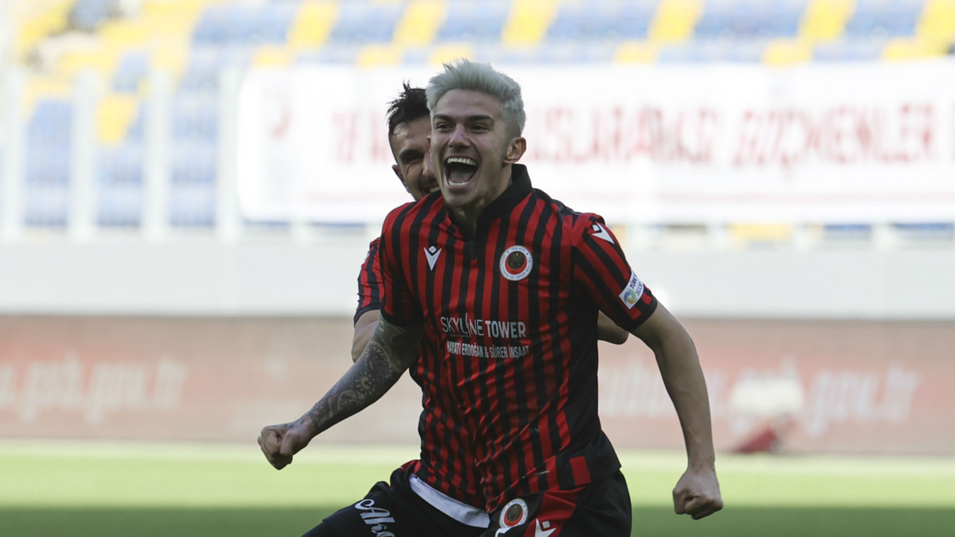Super Lig De 2020 21 Sezonunda Yapilan Tum Ara Transferler Goal Com