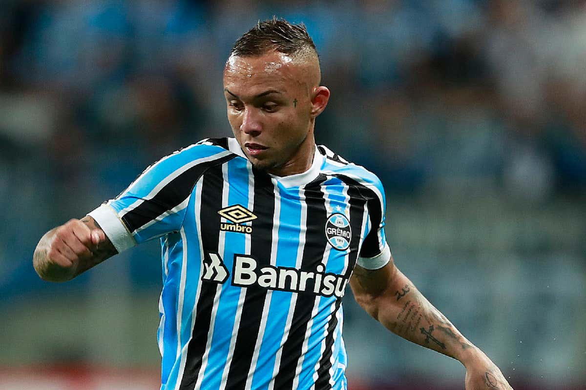 コパ アメリカで躍進 エヴェルトンの欧州行きは間近 移籍金約73億円が最低条件か Goal Com コパ アメリカで躍進 エヴェルトンの欧州行きは間近 移籍金約73億円が最低条件か Goal Com