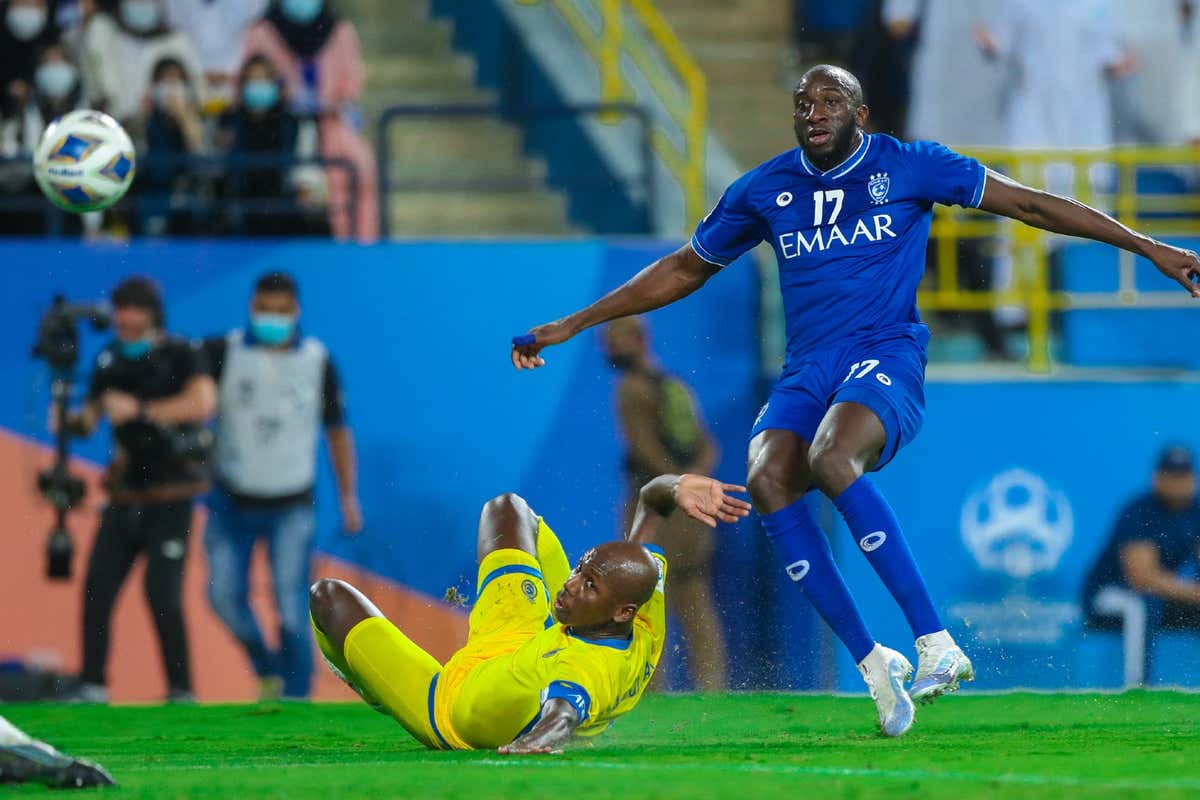 ألف سلامة على الهلال والنصر .. كلنا في خدمتكم" | Goal.com