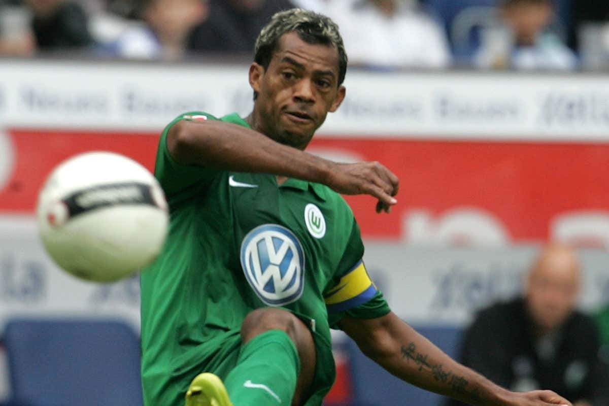 元ブラジル代表mf 天才マルセリーニョ パライーバが44歳で現役引退 Goal Com 元ブラジル代表mf 天才マルセリーニョ パライーバが44歳で現役引退 Goal Com