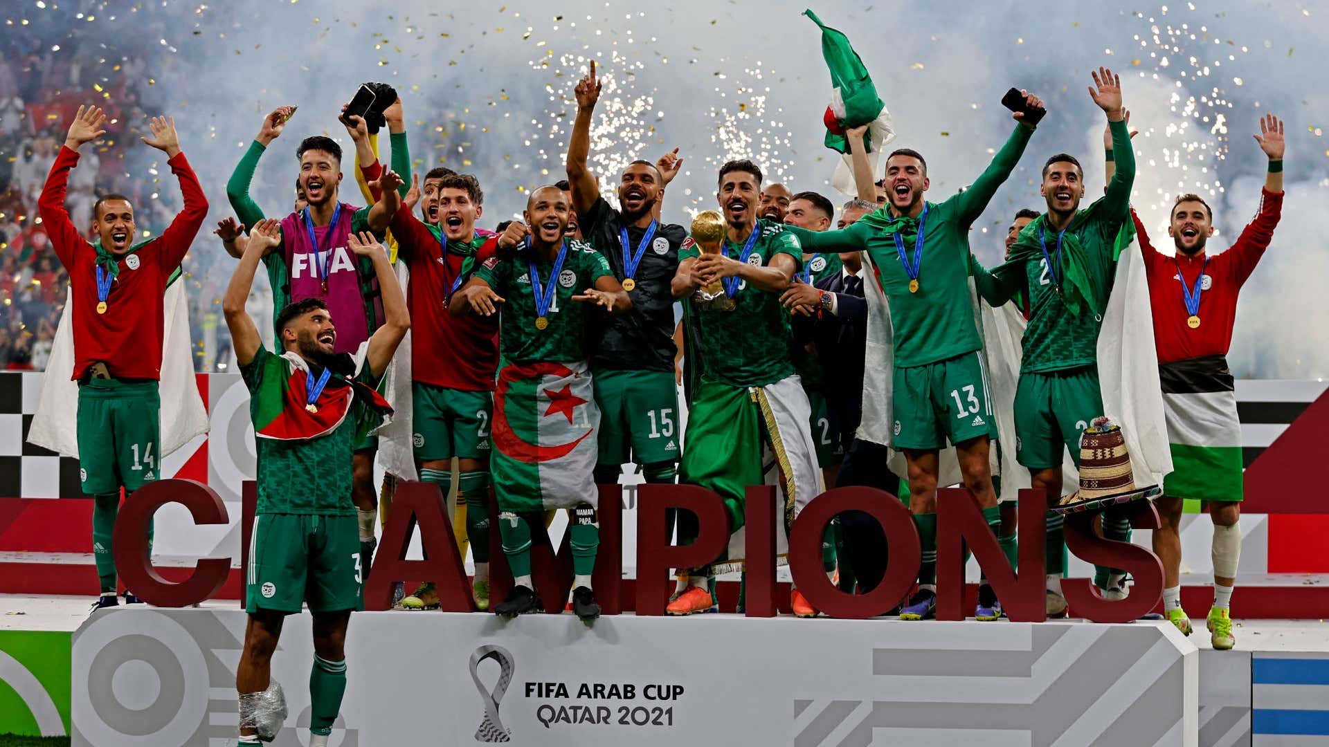 سعيد والإبراهيمي يرسلان الجزائر إلى مجد كأس العرب لكرة القدم سعيد والإبراهيمي يرسلان الجزائر إلى مجد كأس العرب لكرة القدم