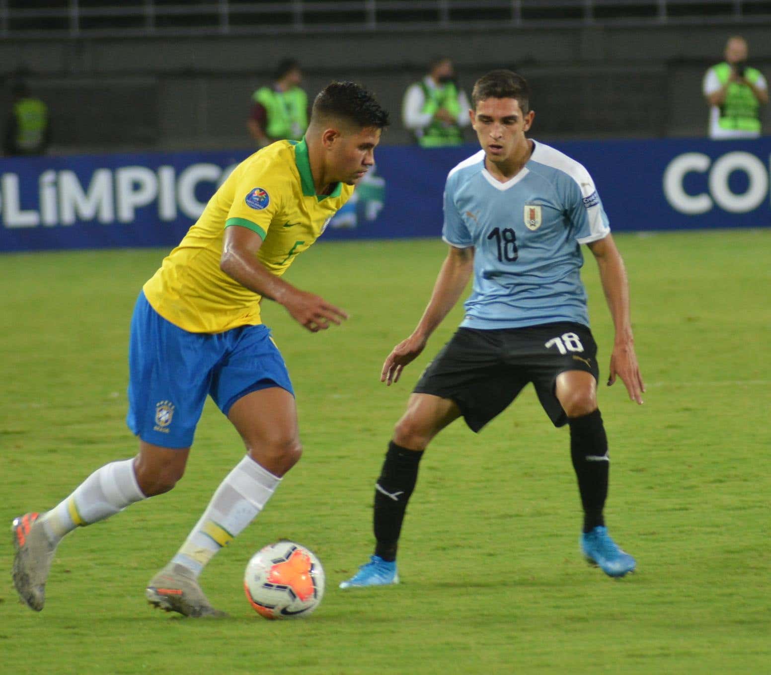 Bruno Guimarães Brasil x Uruguai