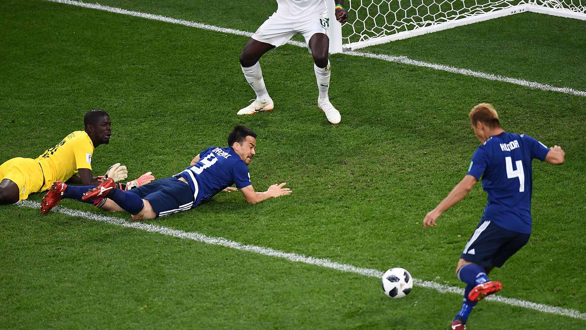 海外の反応 日本代表もセネガルに助けられた アフリカの英雄ドログバ Gkのミスがあった Goal Com