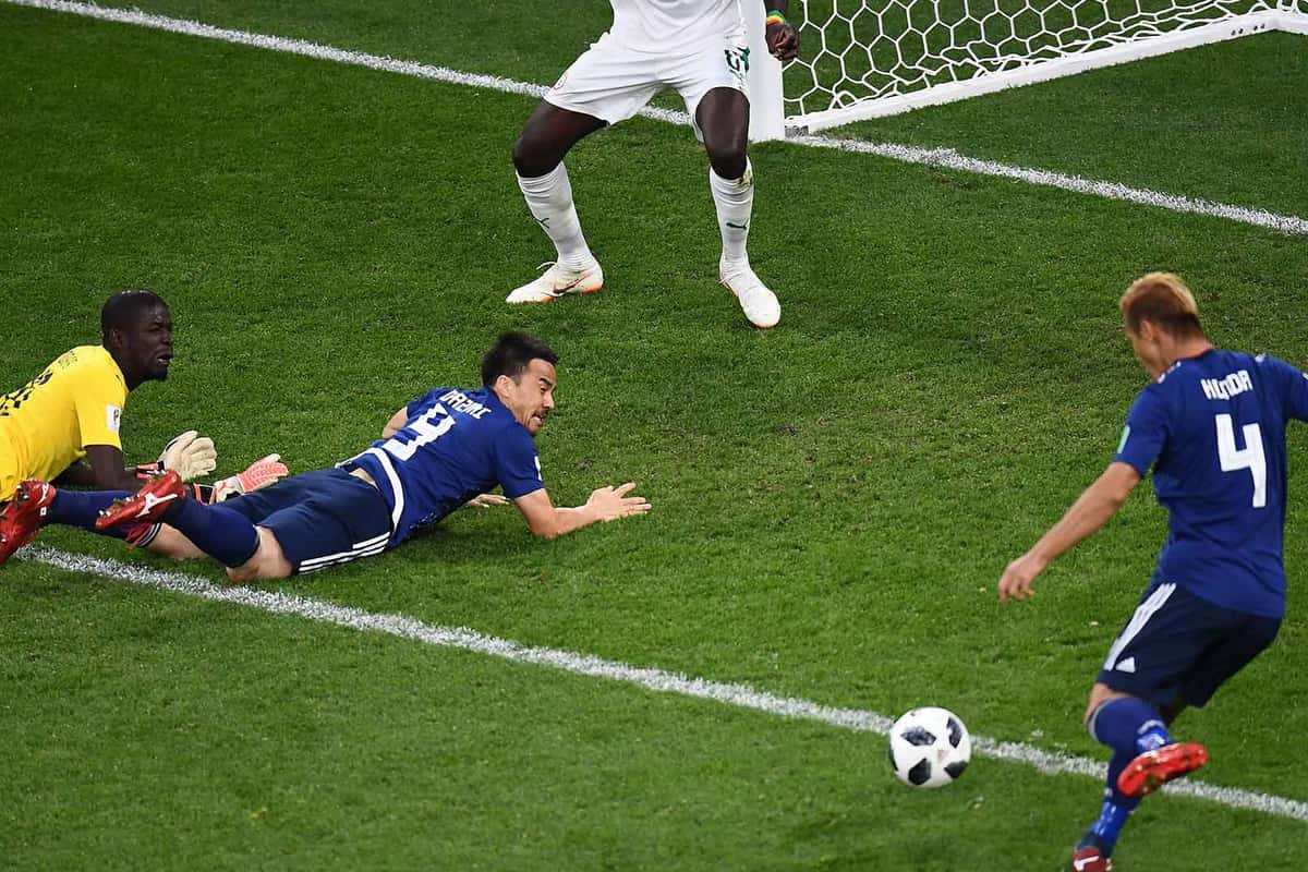 海外の反応 日本代表もセネガルに助けられた アフリカの英雄ドログバ Gkのミスがあった Goal Com 海外の反応 日本代表もセネガルに助けられた アフリカの英雄ドログバ Gkのミスがあった Goal Com
