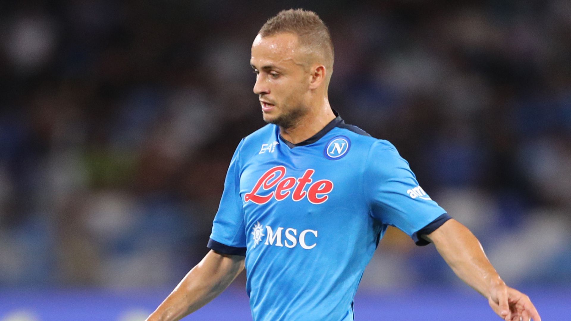 il napoli senza lobotka contro la juventus infortunio muscolare per il centrocampista goal com