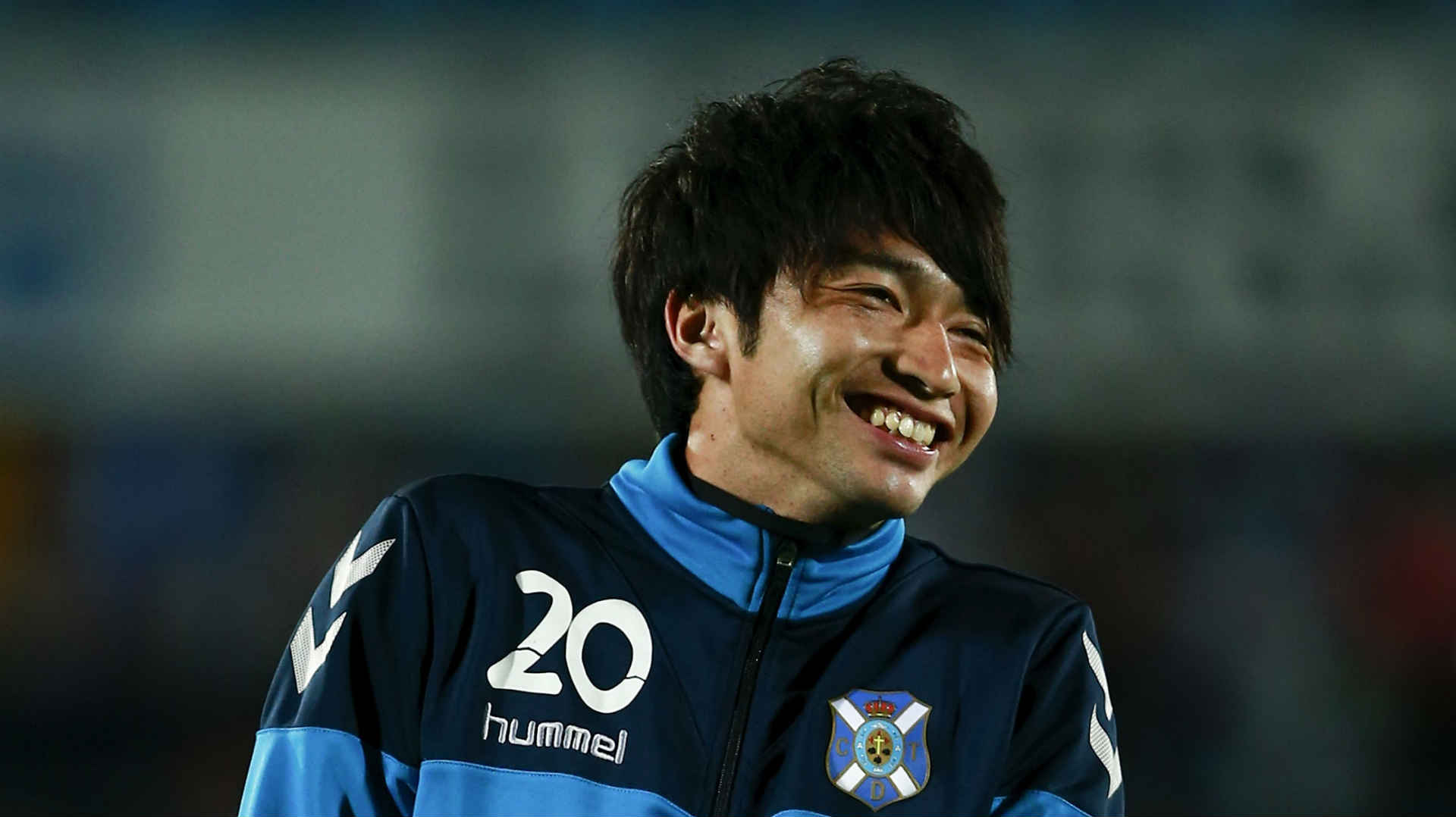 テネリフェ 柴崎岳の残留を熱望 1部昇格なら確実 そうでなくても残ってもらうため全力尽くす Goal Com テネリフェ 柴崎岳の残留を熱望 1部昇格なら確実 そうでなくても残ってもらうため全力尽くす Goal Com