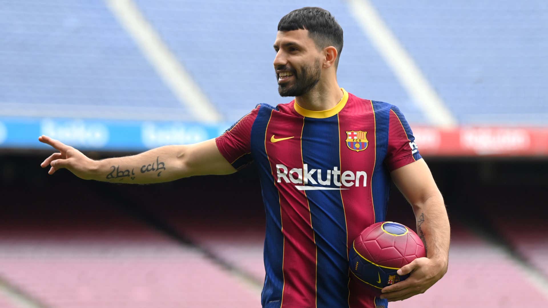 Aguero scores first Barcelona goal after injury