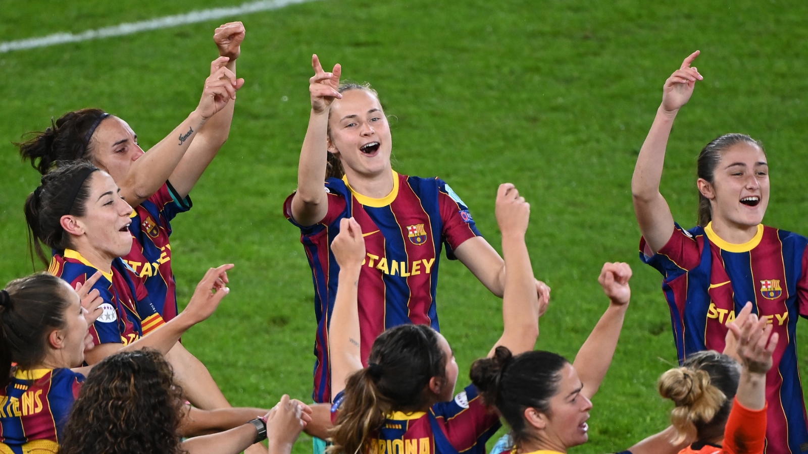 卡罗琳 格雷厄姆 汉森 西班牙女足联赛不是垃圾只不过是巴萨太强而已 Goal Com 卡罗琳 格雷厄姆 汉森 西班牙女足联赛不是垃圾只不过是巴萨太强而已 Goal Com