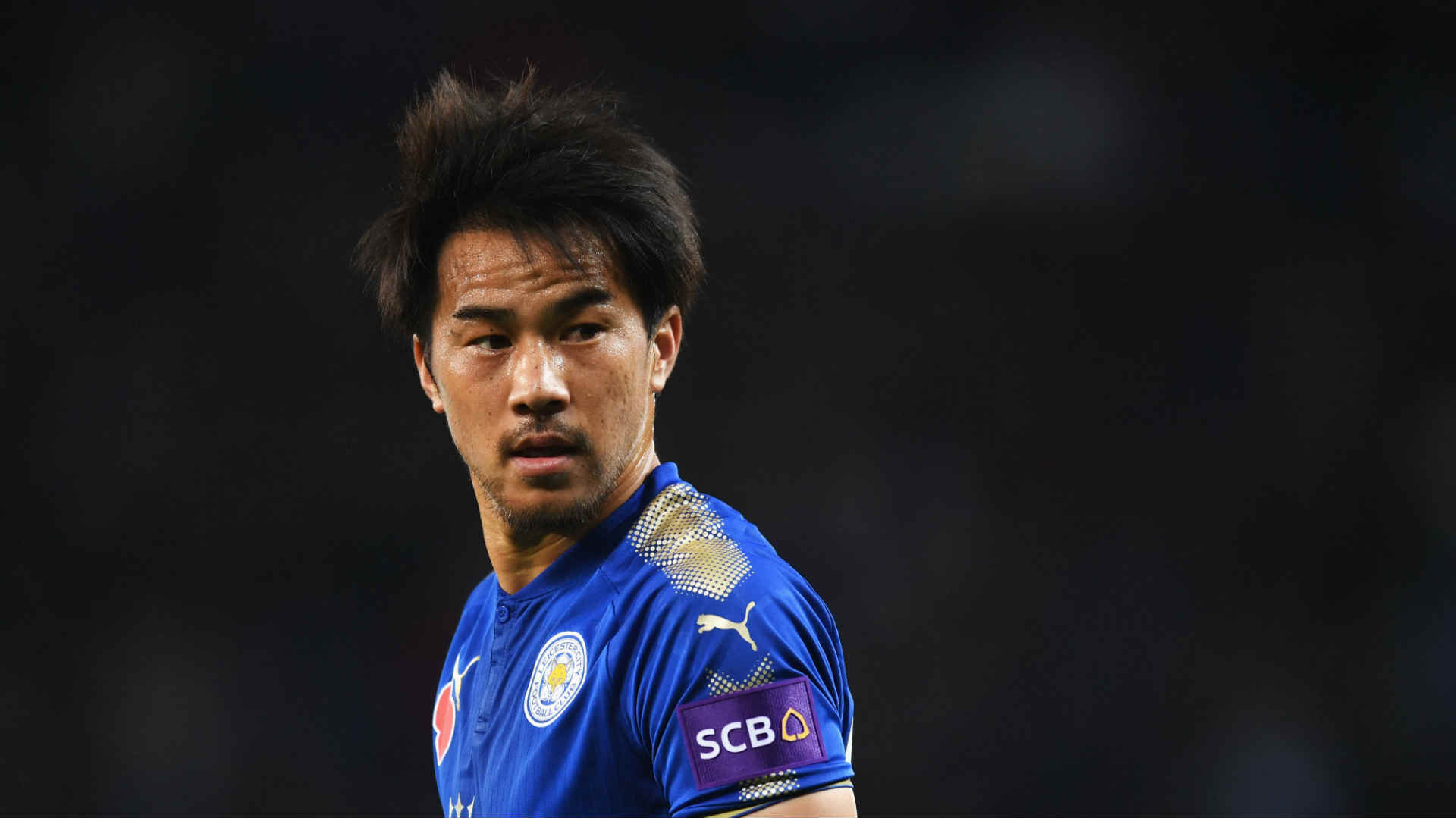 熾烈な競争の中で ピュエルは岡崎慎司を称賛 試合に良い影響を与えられる Goal Com