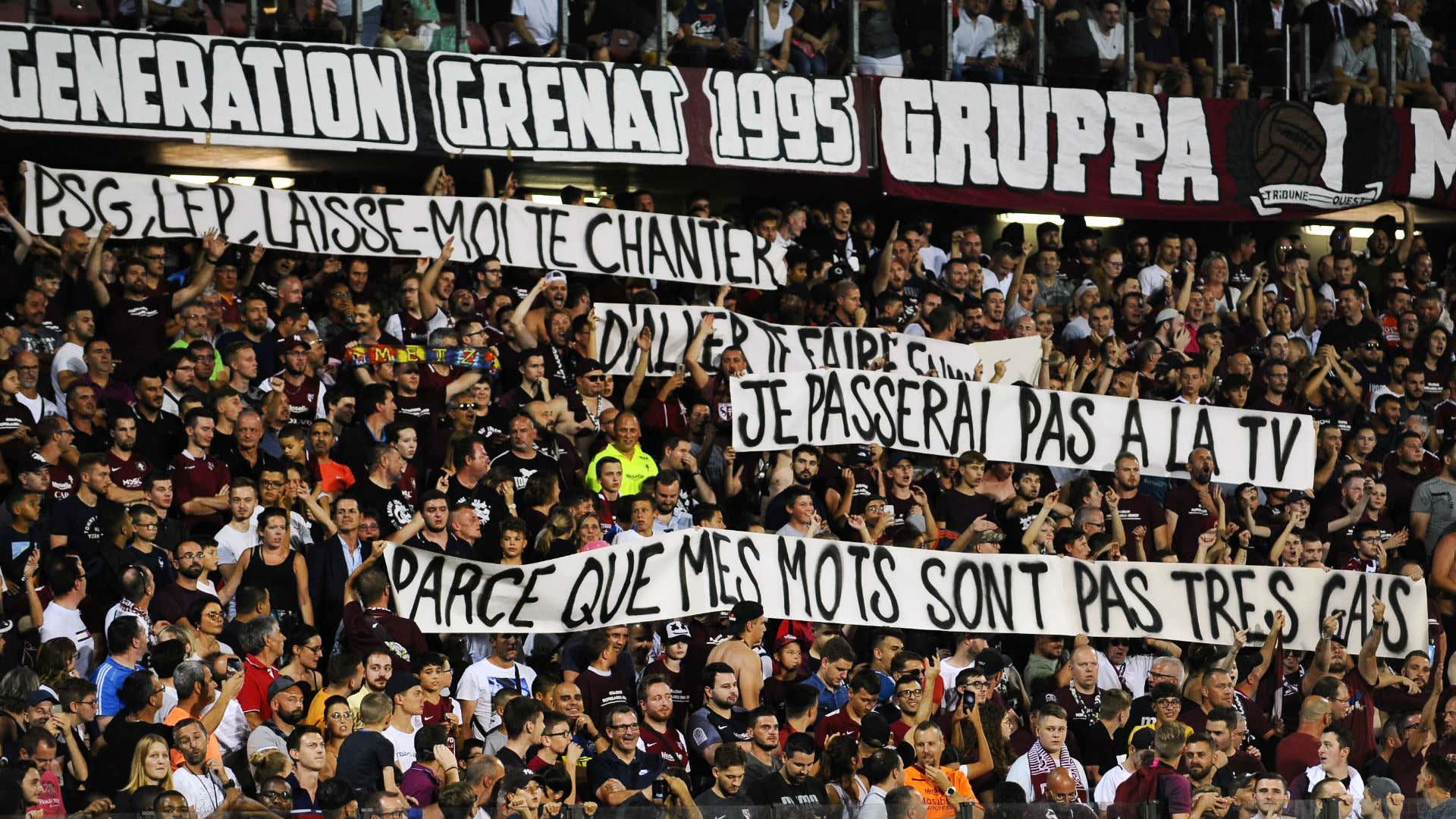 PSG Metz banners