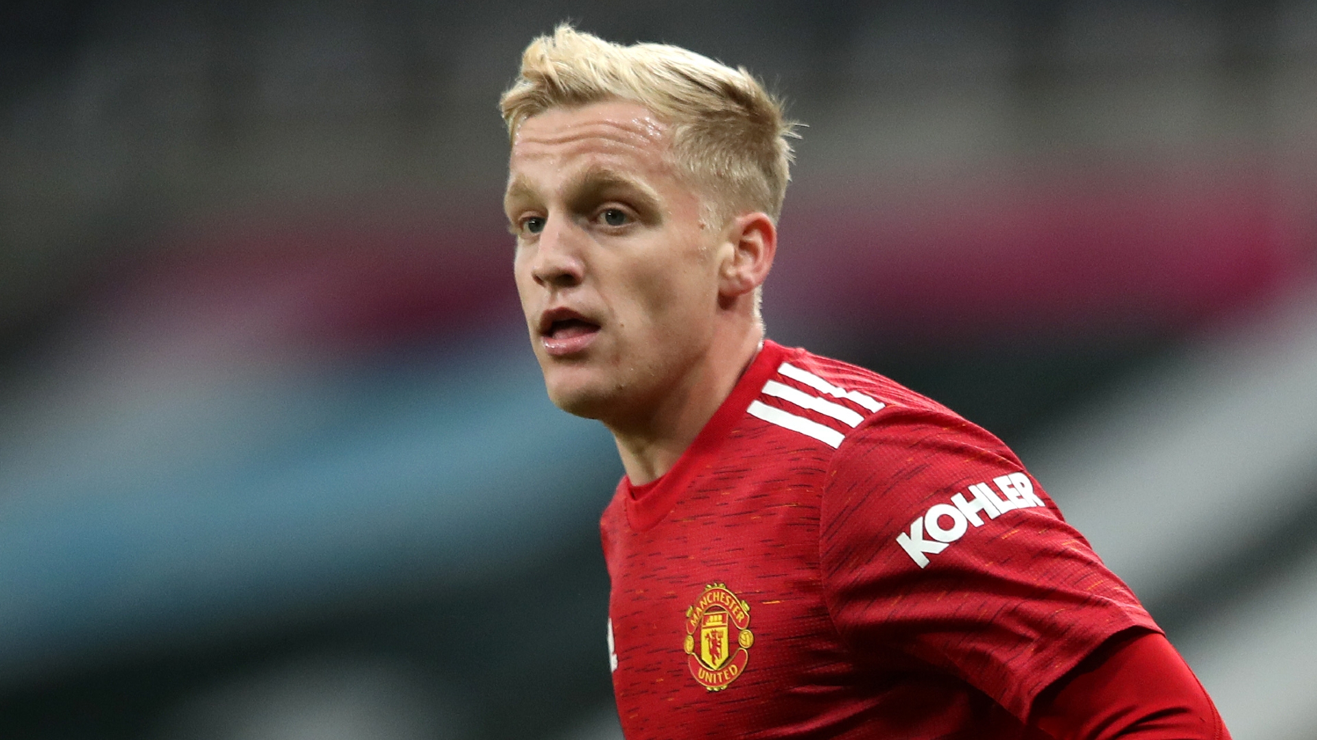 Van De Beek Told He Doesn T Fit Man Utd As Van Der Vaart Bills Dortmund As Better Step Goal Com