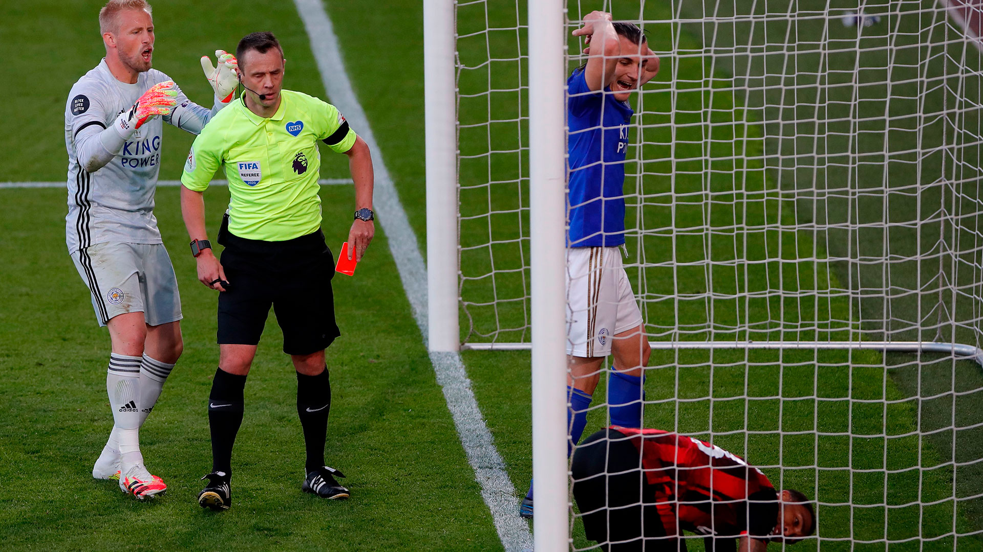 動画 失速レスター 大黒柱が暴力的な強烈ローキック Cl出場権逸の危機 Goal Com 動画 失速レスター 大黒柱が暴力的な強烈ローキック Cl出場権逸の危機 Goal Com