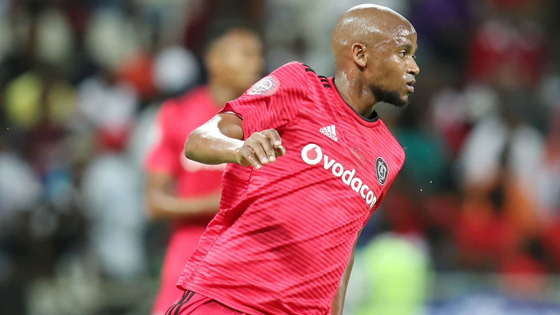 Xola Mlambo, Orlando Pirates