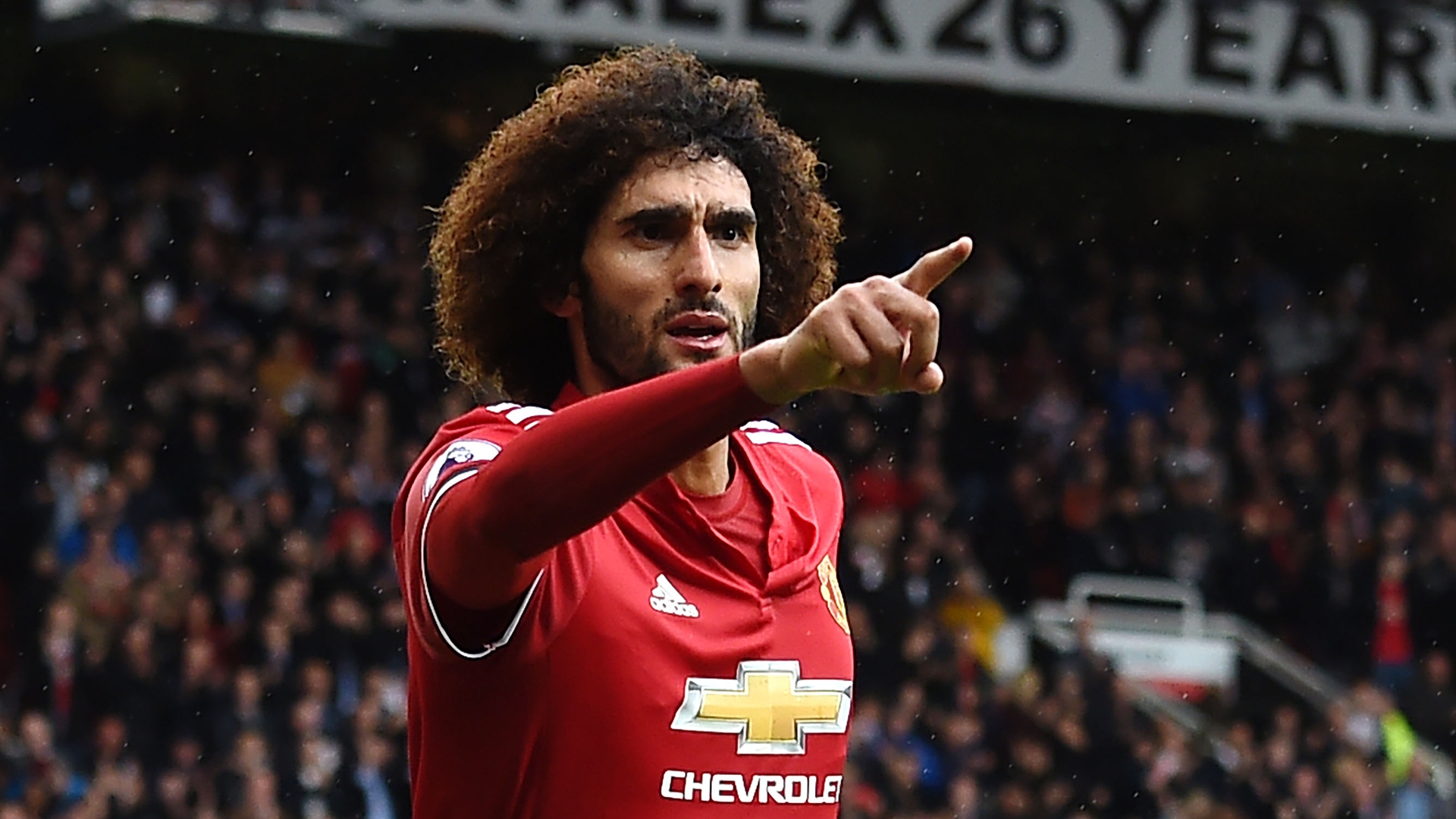 Manchester United Transfer News Club Hopeful Of Marouane Fellaini Renewal Despite Contract Rejection Goal Com