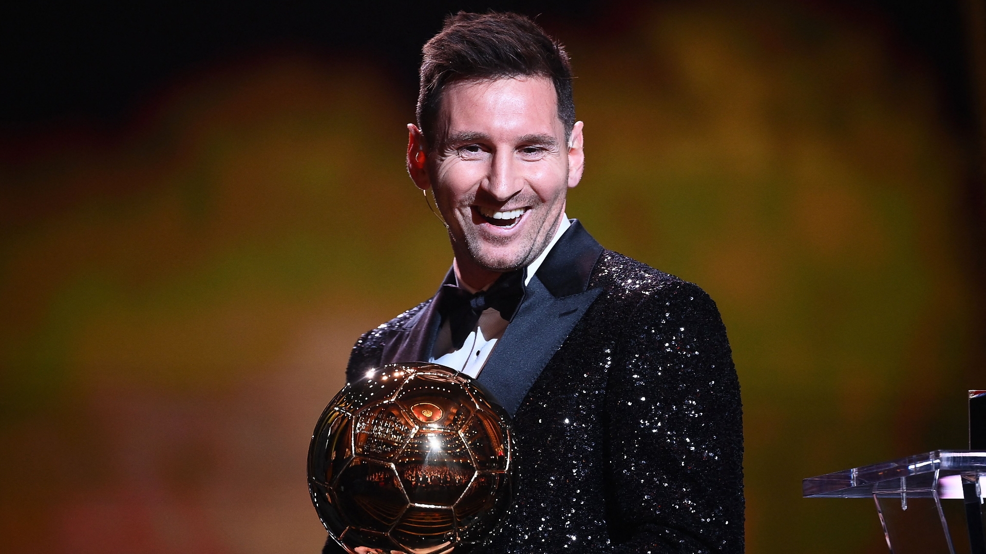 Ballon d&amp;#39;Or 2021: Messi wins award for seventh time to pull two clear of  eternal rival Ronaldo | Goal.com
