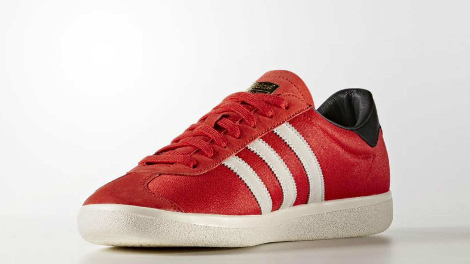 Adidas Ninety Two David Beckham Manchester United Heroes Class Of 92 Shoes Goal Com Adidas Ninety Two David Beckham Manchester United Heroes Class Of 92 Shoes Goal Com