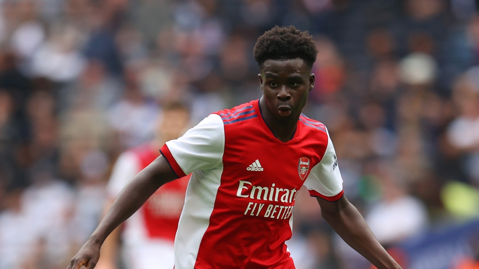 アーセナルで大活躍のサカにリヴァプールとマンチェスター Cが関心か Cl出場権がカギに Goal Com