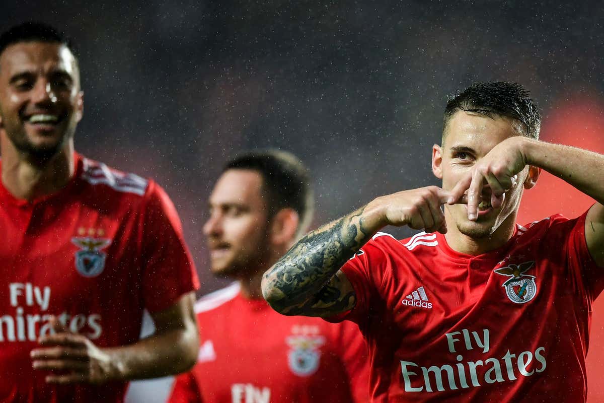 Galatasaray In Uefa Avrupa Ligi Ndeki Rakibi Benfica Ara Transferde Kimleri Transfer Etti Goal Com