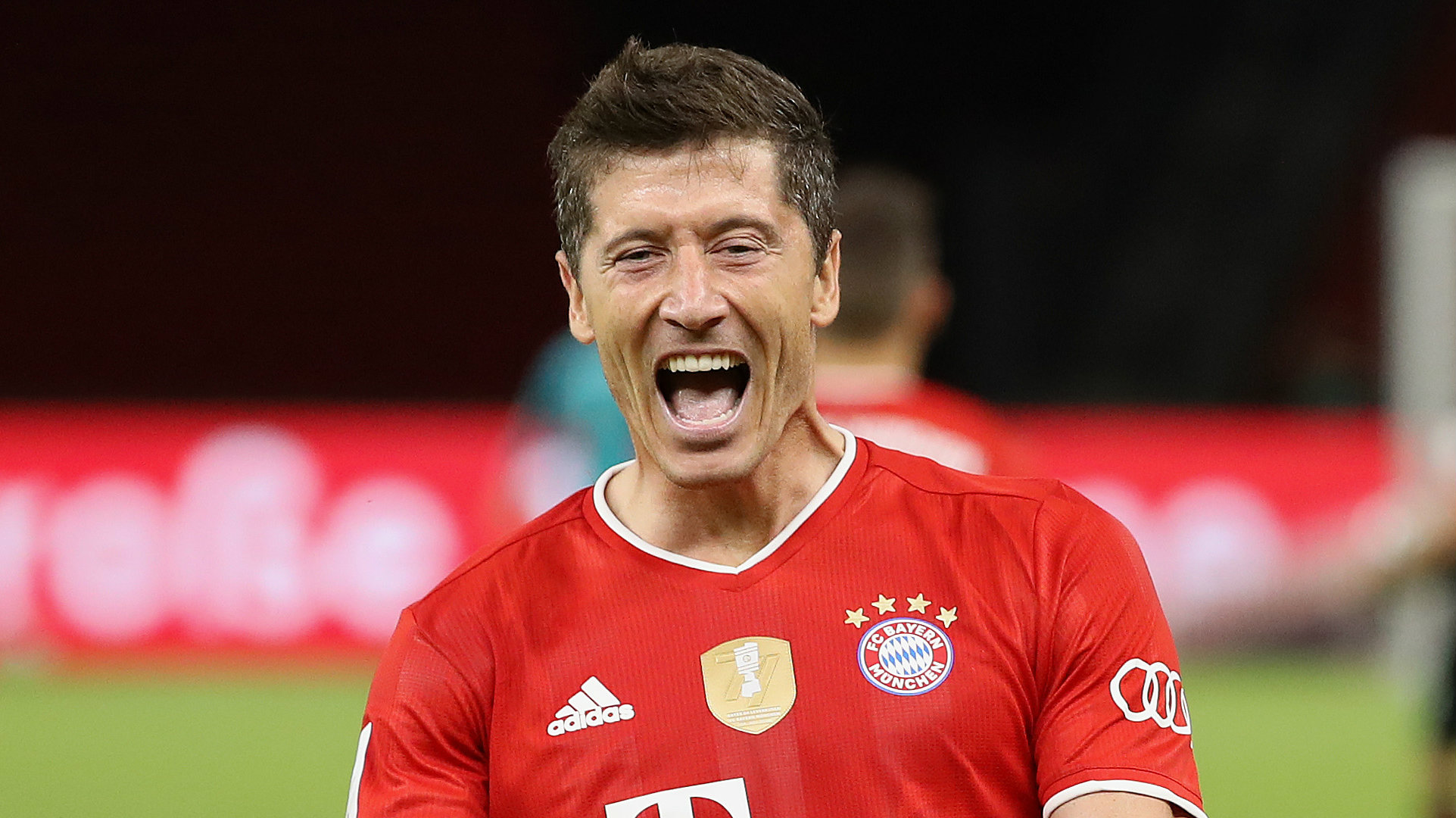 Lewandowski Gay Sốc Khi Tiết Lộ Tuổi Nghề Muốn Chạm đến Goal Com