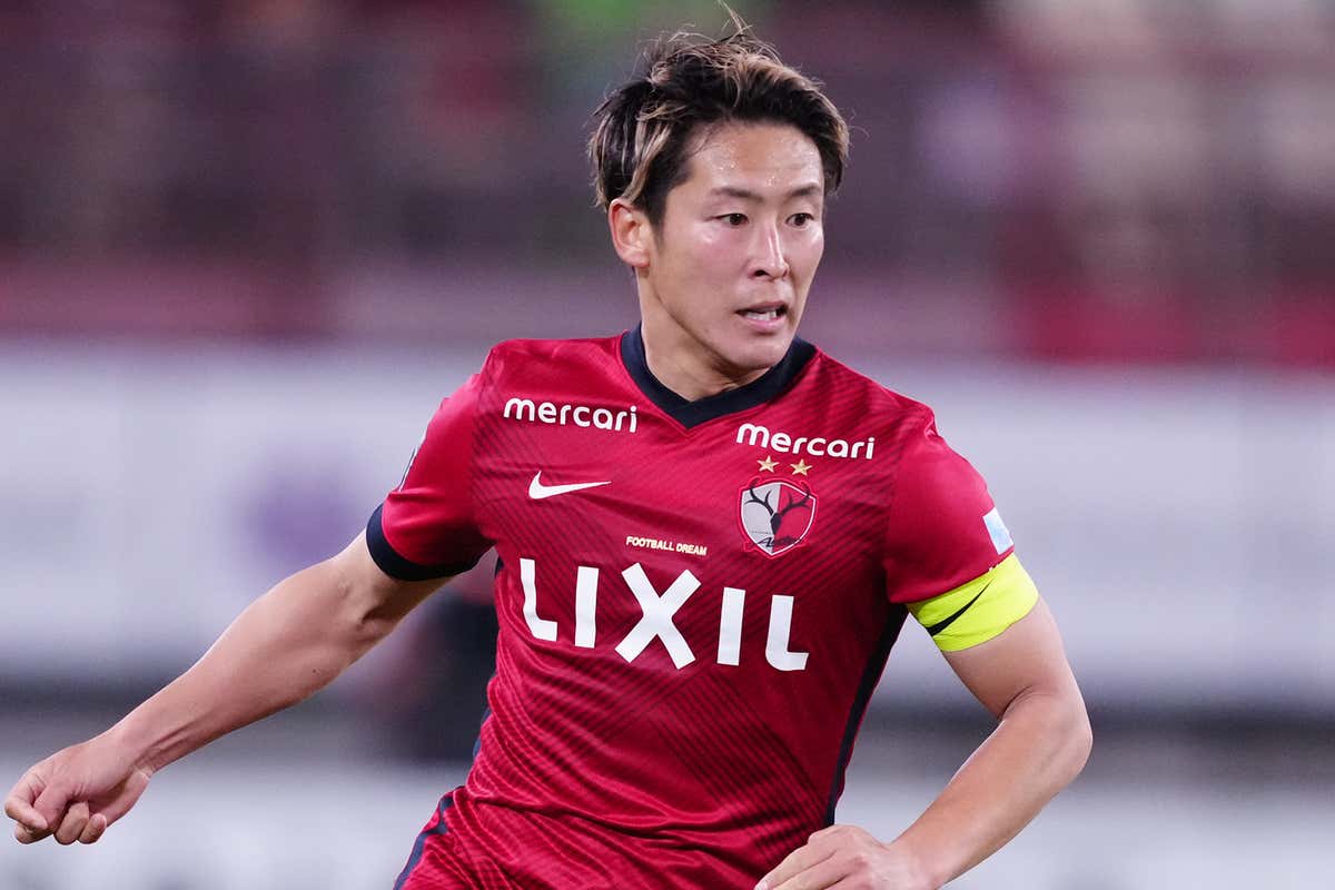 永木亮太が湘南ベルマーレに7年ぶり復帰 鹿島アントラーズには別れ Jリーグ Goal Com 永木亮太が湘南ベルマーレに7年ぶり復帰 鹿島アントラーズには別れ Jリーグ Goal Com