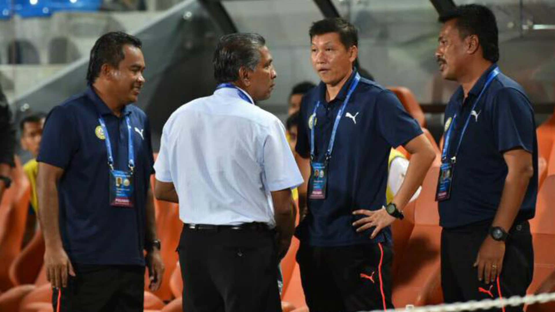 B. Sathianathan, Felda United, Abu Bakar Fadzim, PKNP FC, Malaysia Cup