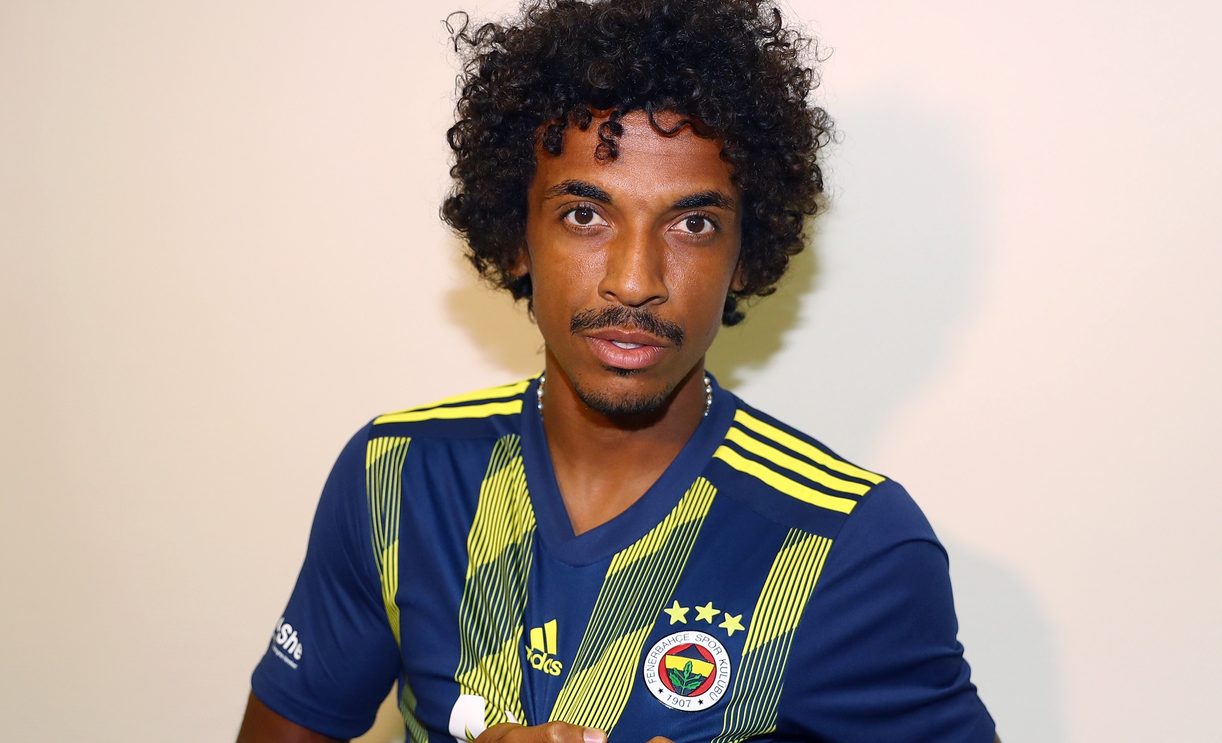 Fenerbahce Nin 2019 2020 Sezonu Transferleri Gelenler Gidenler Goal Com