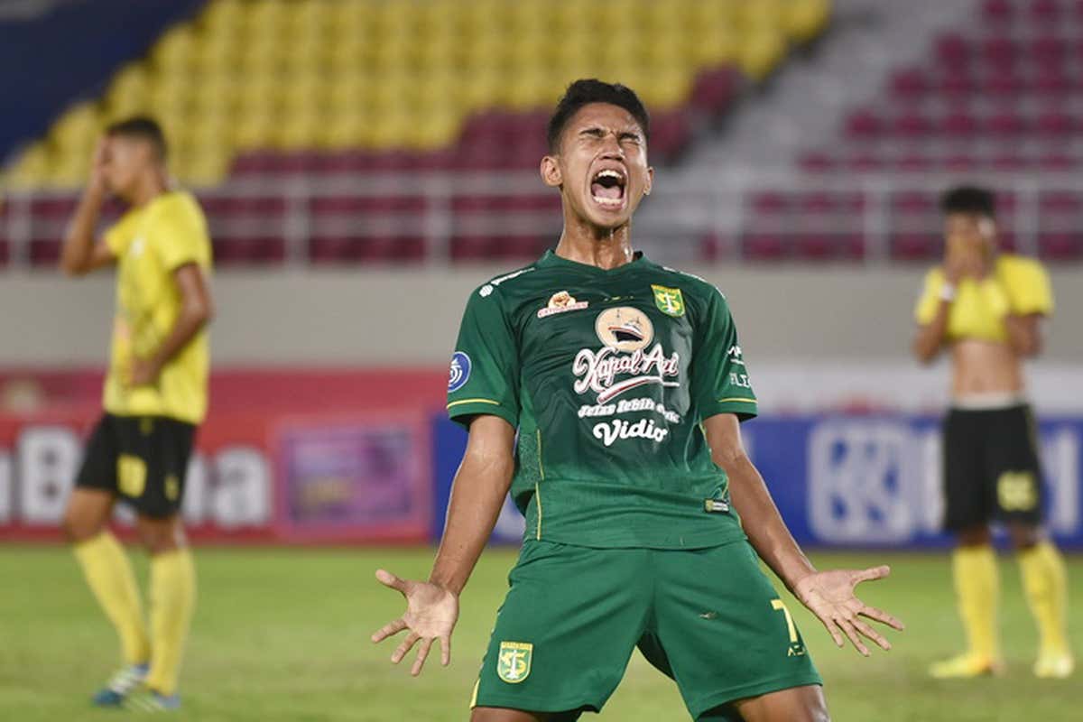 Marselino Ferdinan Persebaya - Barito Putera Liga 1 2021-2022