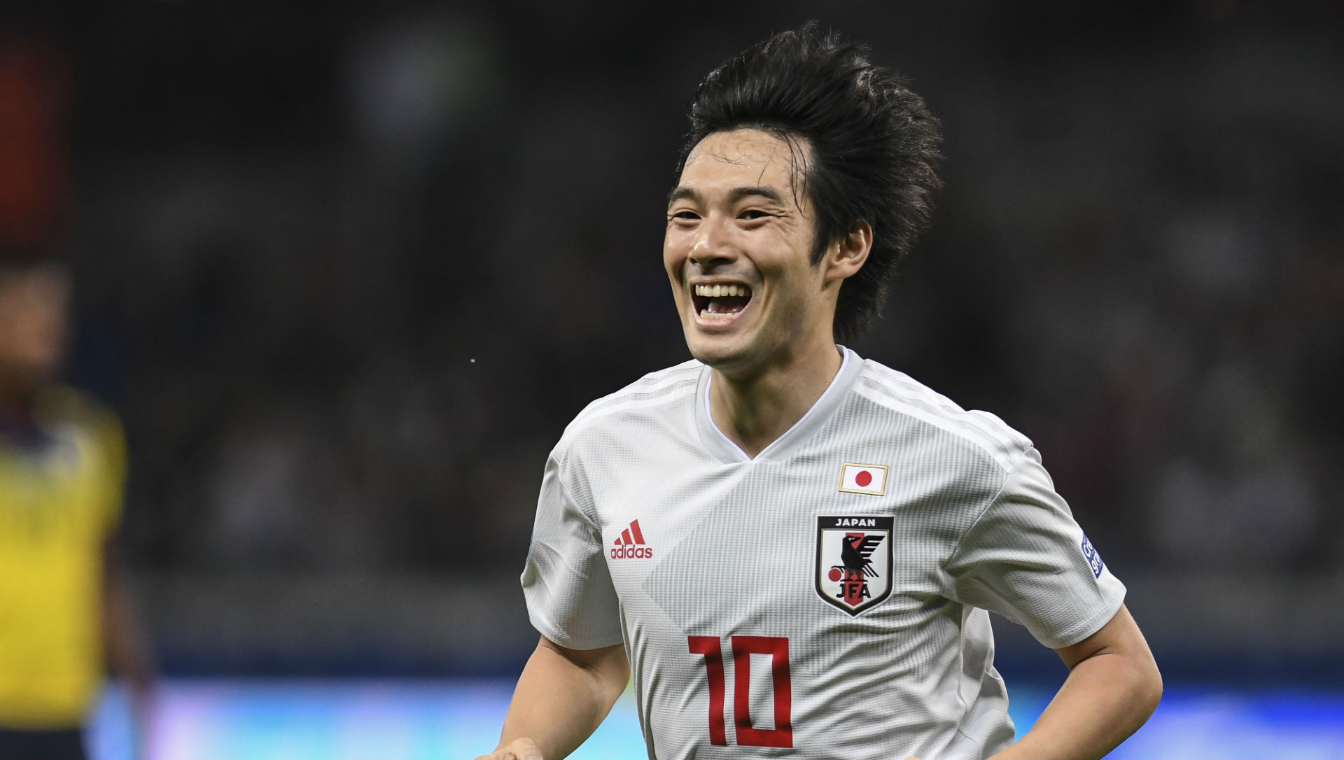 ポルト移籍迫る中島翔哉 年俸4億円の減額も受け入れか 焦点は移籍形態 Goal Com ポルト移籍迫る中島翔哉 年俸4億円の減額も受け入れか 焦点は移籍形態 Goal Com