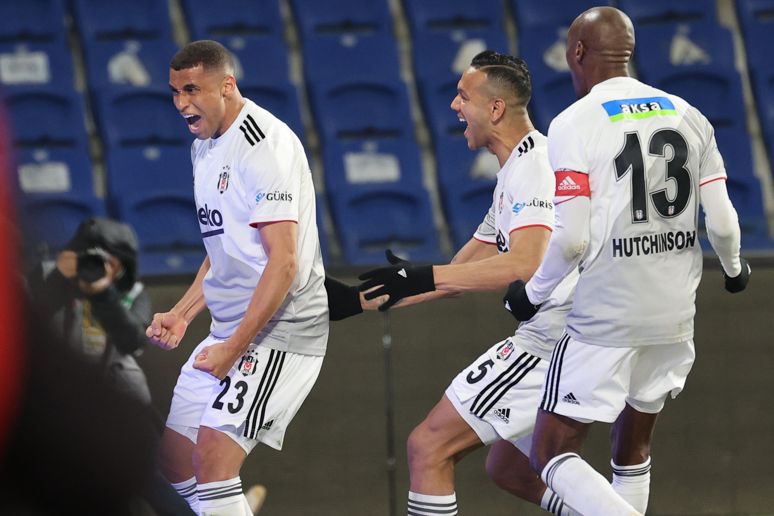 Besiktas Basaksehir Maci Hangi Gun Saat Kacta Hangi Kanalda Goal Com