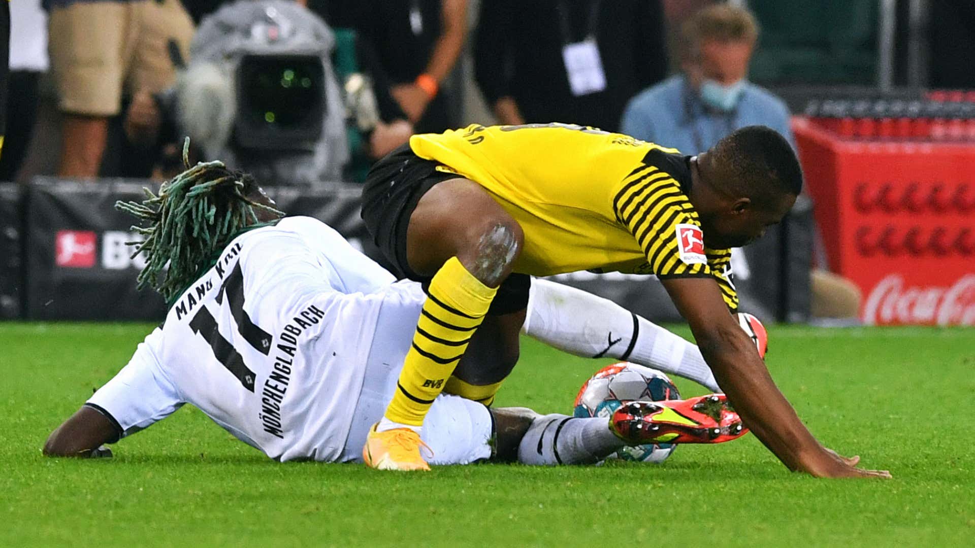 ハーランド不在のドルトムント ボルシアmgに敗れて連勝は4でストップ Goal Com ハーランド不在のドルトムント ボルシアmgに敗れて連勝は4でストップ Goal Com