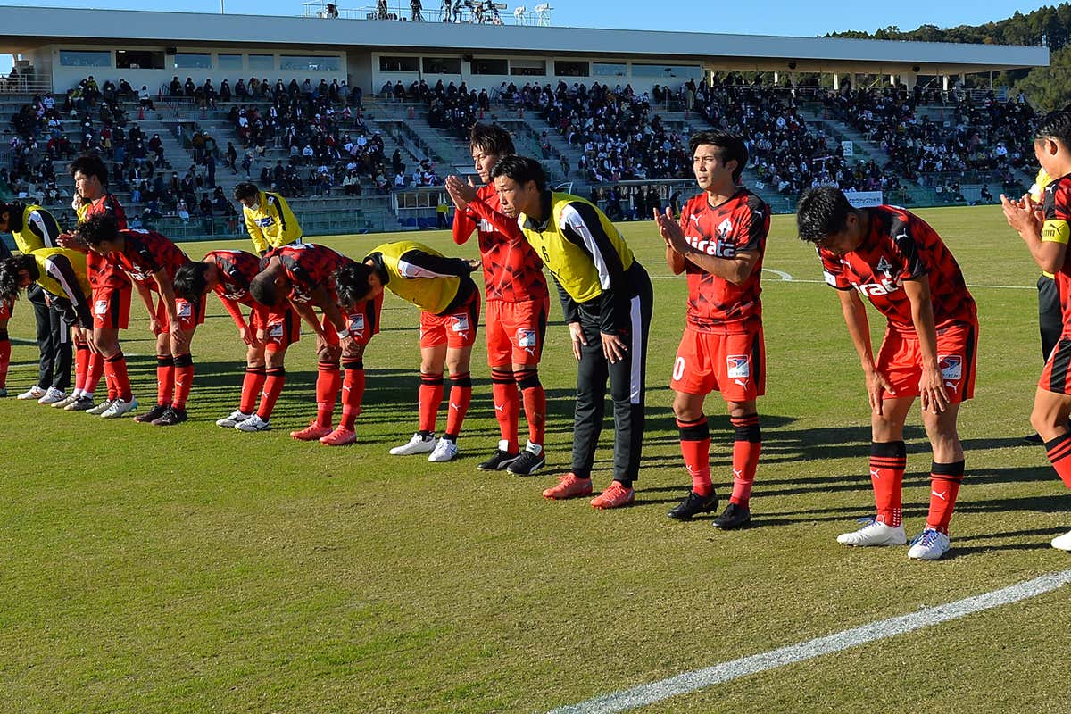 ロアッソ熊本がj3制覇 いわてグルージャ盛岡もクラブ史上初の昇格 Jリーグ Goal Com ロアッソ熊本がj3制覇 いわてグルージャ盛岡もクラブ史上初の昇格 Jリーグ Goal Com