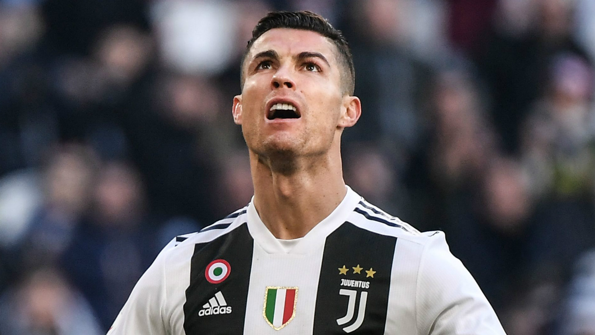 Transfer News Cristiano Ronaldo Offered To Napoli Before Making 100m Juventus Move Goal Com