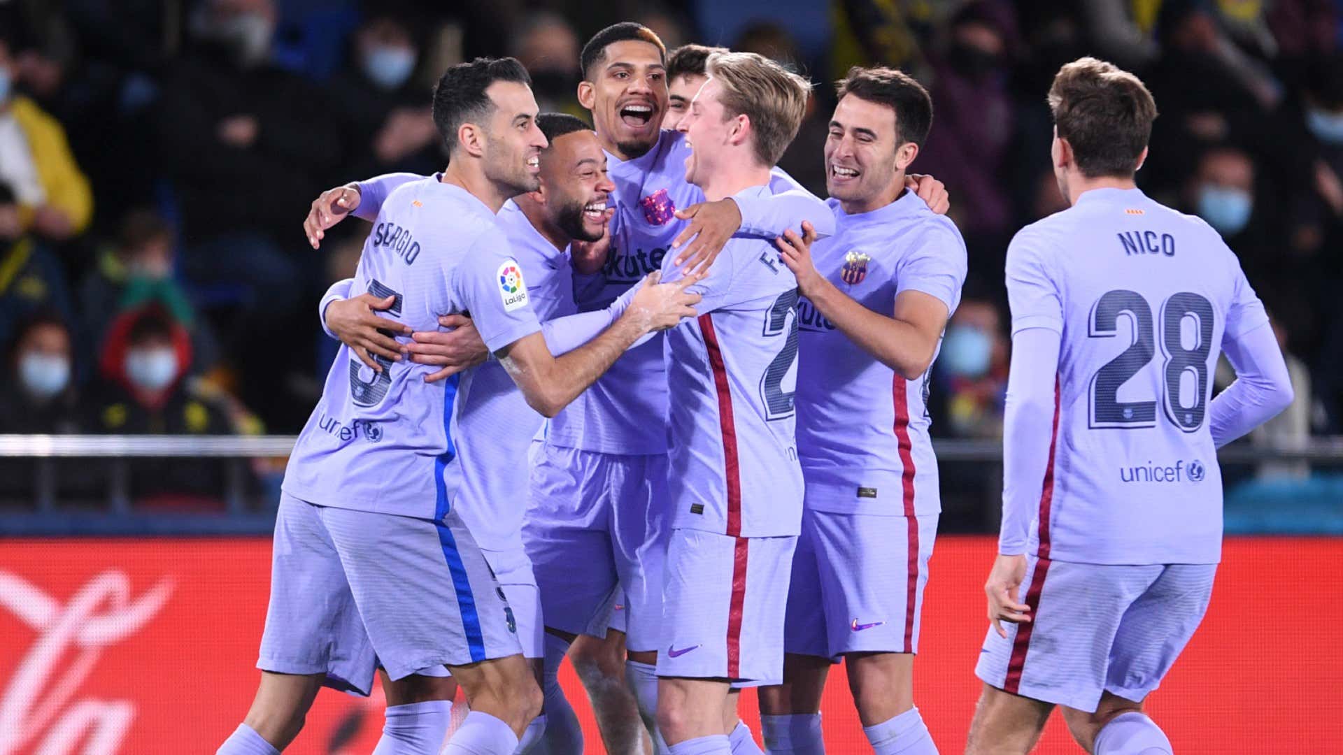 Barcelona celebrate 2021-22