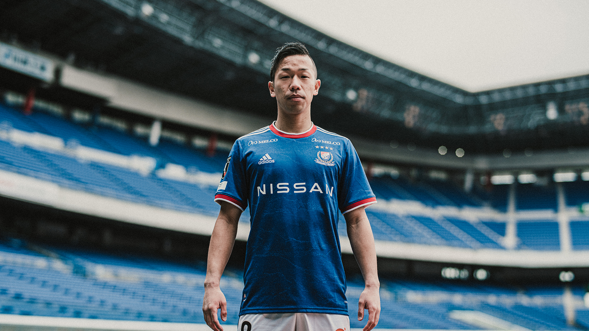 動画 横浜f マリノスの21シーズンユニフォームが発表 Jリーグ Goal Com