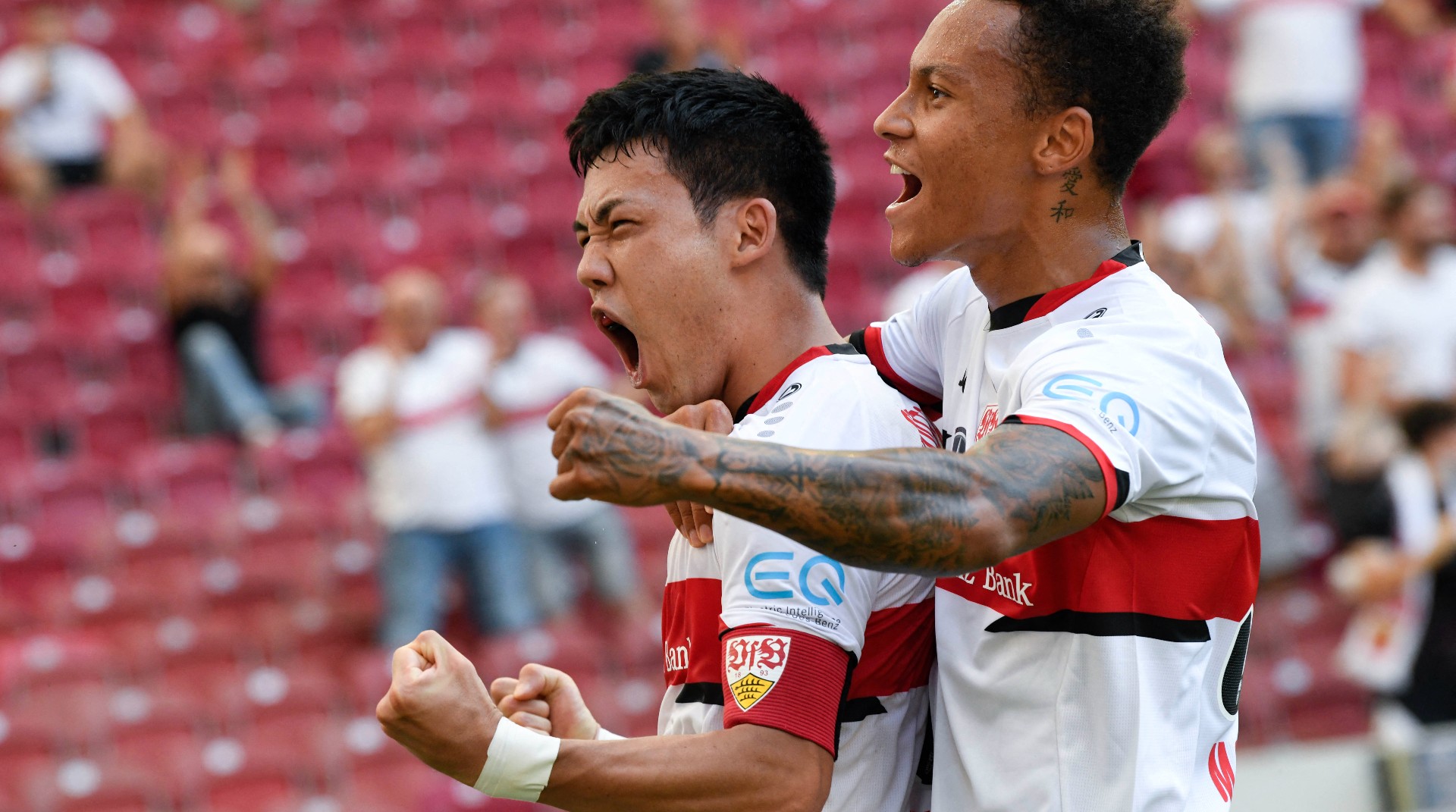 遠藤航が主将デビュー戦で早速ゴール シュトゥットガルトは開幕戦5発圧勝 ボーフム浅野拓磨は前半のみで交代 Goal Com 遠藤航が主将デビュー戦で早速ゴール シュトゥットガルトは開幕戦5発圧勝 ボーフム浅野拓磨は前半のみで交代 Goal Com