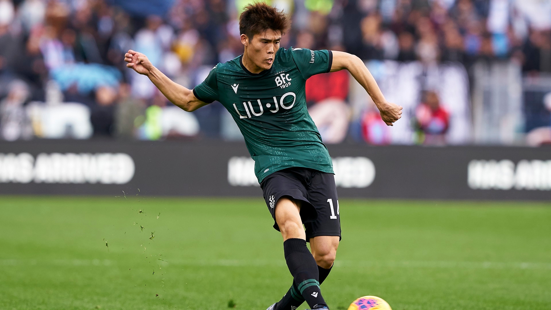 元ボローニャmfが冨安健洋に賛辞 最も印象に残ったのは彼 偉大な選手になる Goal Com