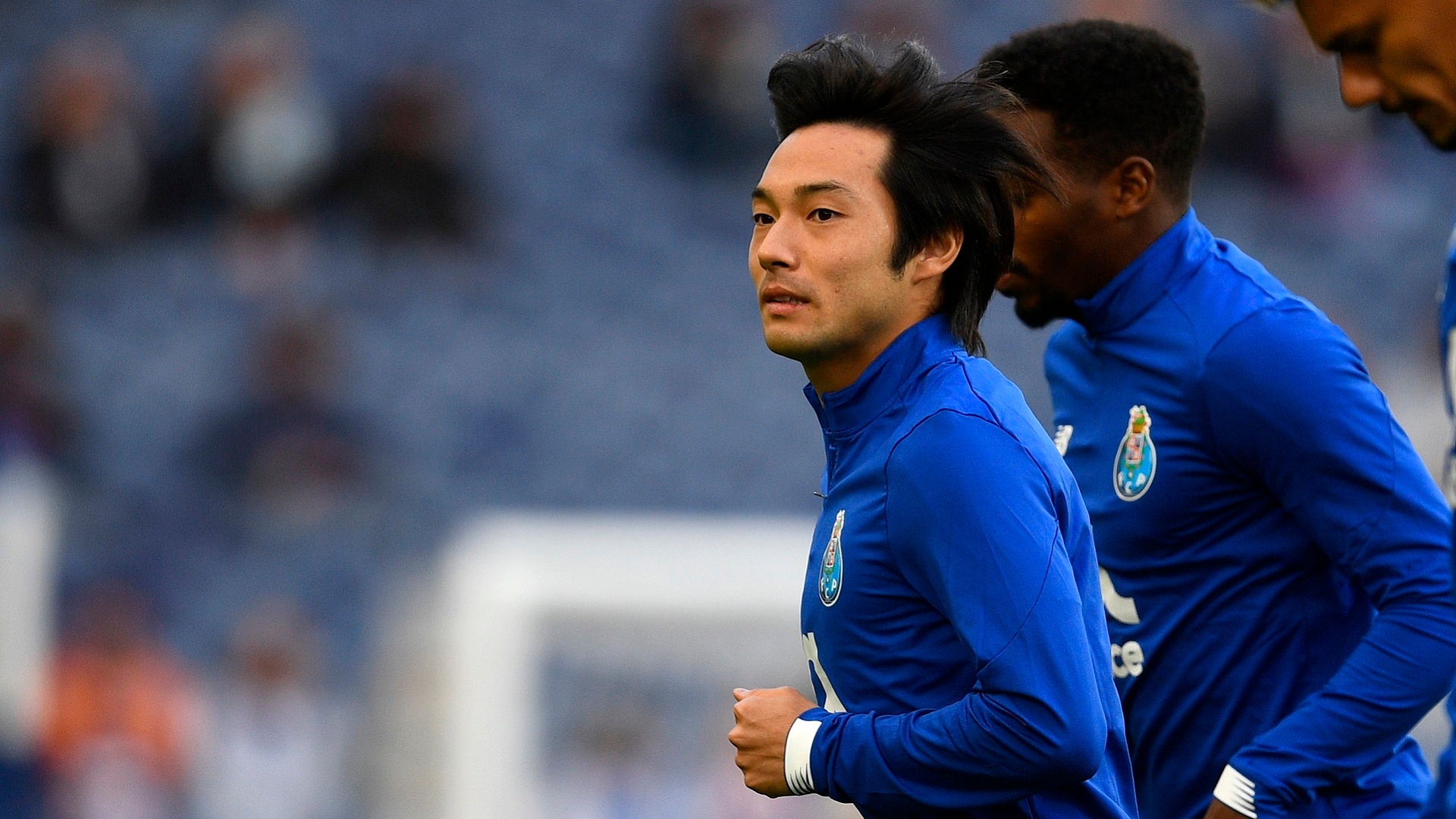 ポルト中島翔哉がリーグ再開初戦欠場へ 5月中旬から妻の体調不良で自宅練習 Goal Com ポルト中島翔哉がリーグ再開初戦欠場へ 5月中旬から妻の体調不良で自宅練習 Goal Com