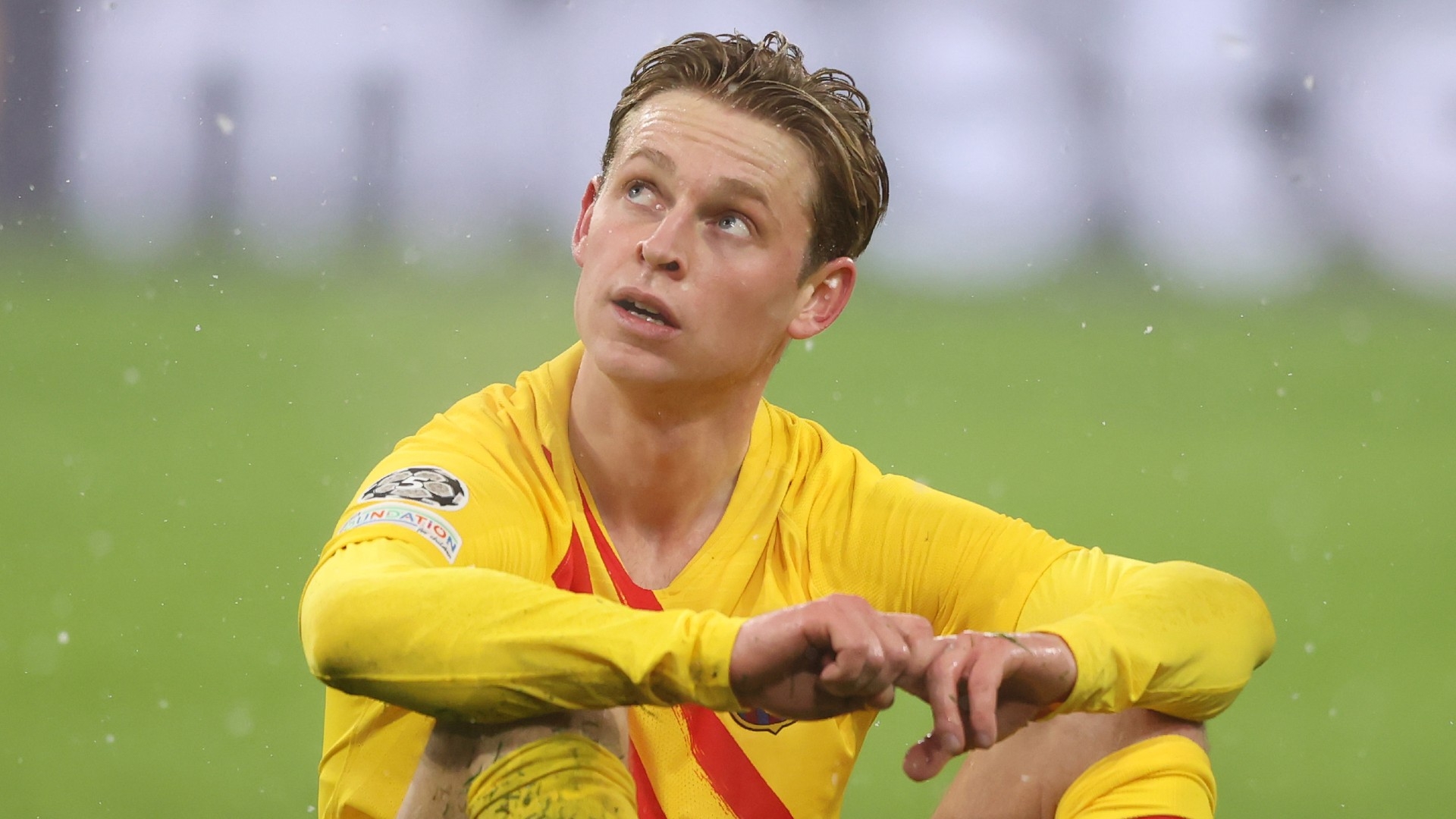Man Utd or Bayern transfer for De Jong unlikely due to the 'bad weather',  claims Barcelona star's father | Goal.com
