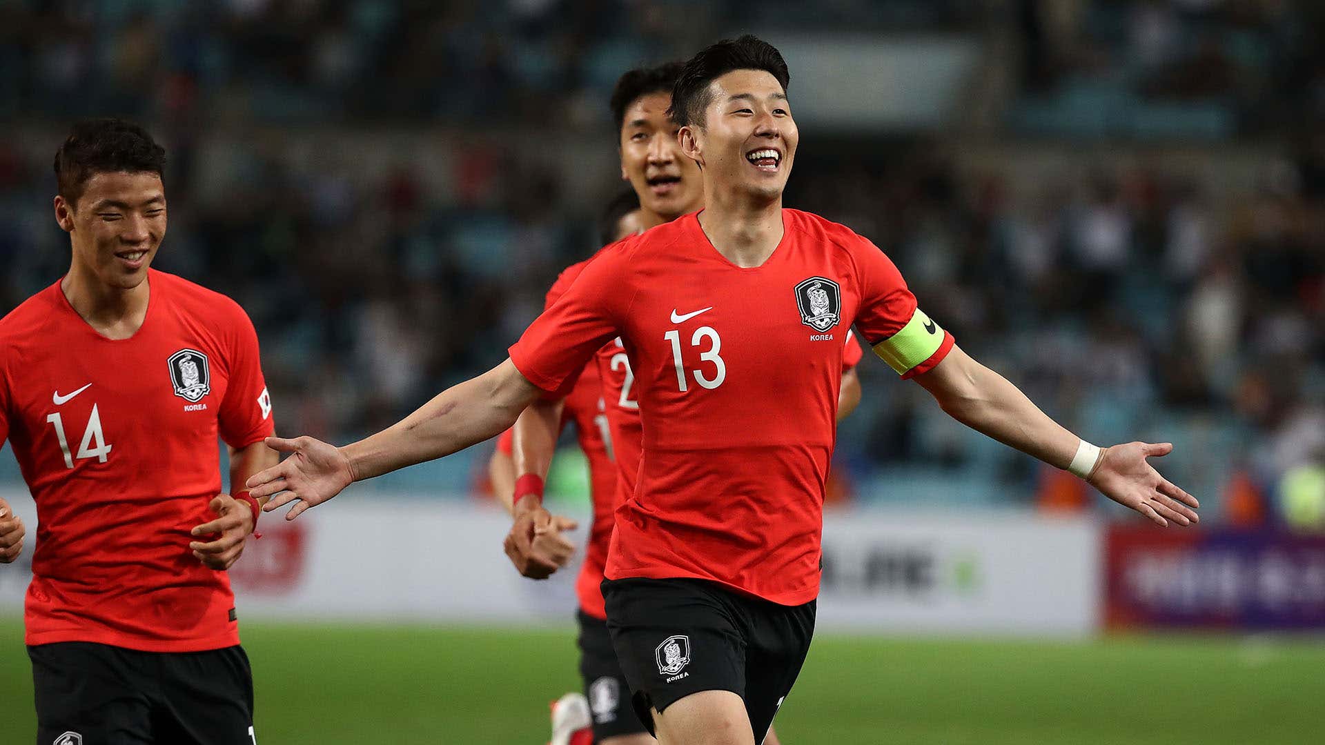 팀 케이힐, 2022 카타르 월드컵에서 빛나는 한국 스타 손흥민 응원 팀 케이힐, 2022 카타르 월드컵에서 빛나는 한국 스타 손흥민 응원