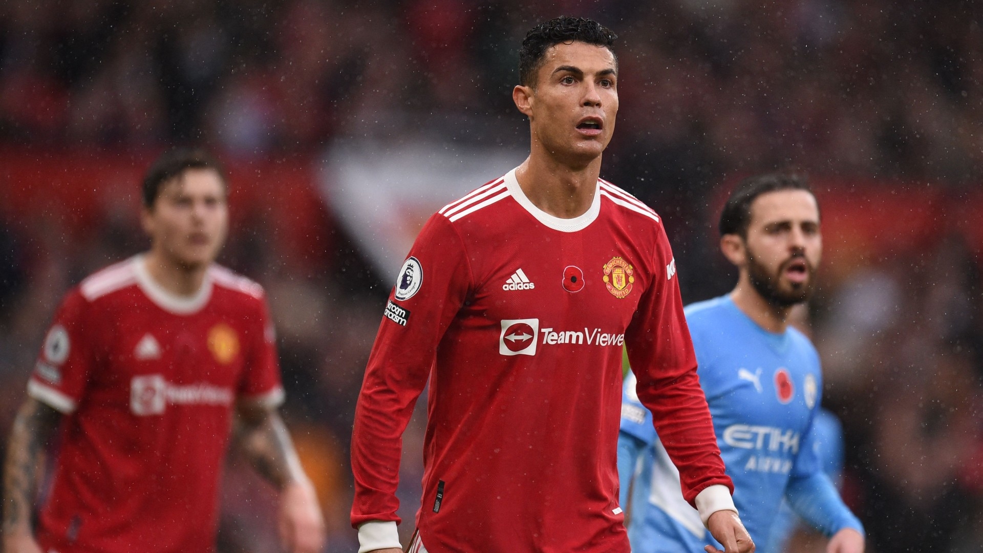 Man City vs Man Utd TV channel, live stream, team news