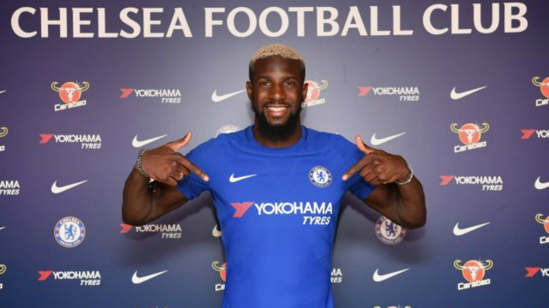 HLV Conte tính "làm liều" với Bakayoko | Goal.com