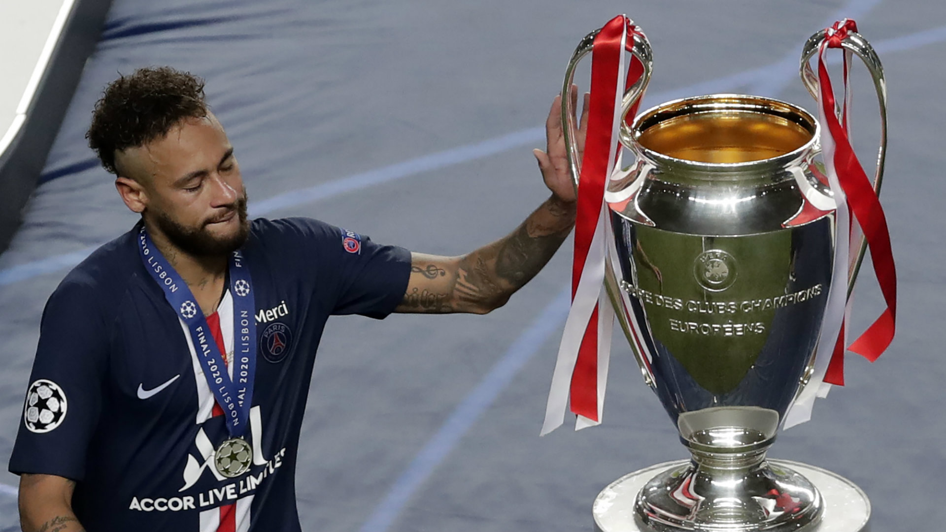 Neymar Left In Tears After Psg Suffer Champions League Final Heartbreak Goal Com
